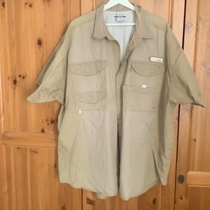 Columbia short sleeve shirt